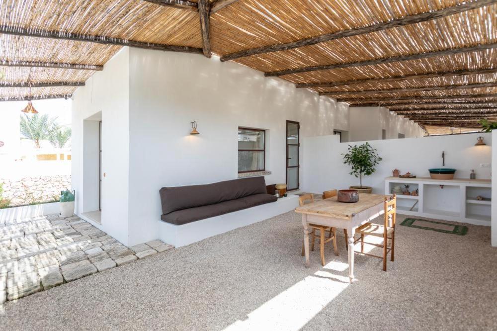 Bed and Breakfast Trullo Santovia Sant Isidoro  Exterior foto